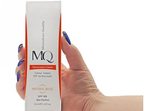 کرم ضد آفتاب روشن کننده بایوتچ SPF 50 ام کیو