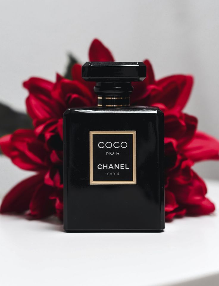 عطر کوکو نویر زنانه شنل حجم 100 میلی لیتر