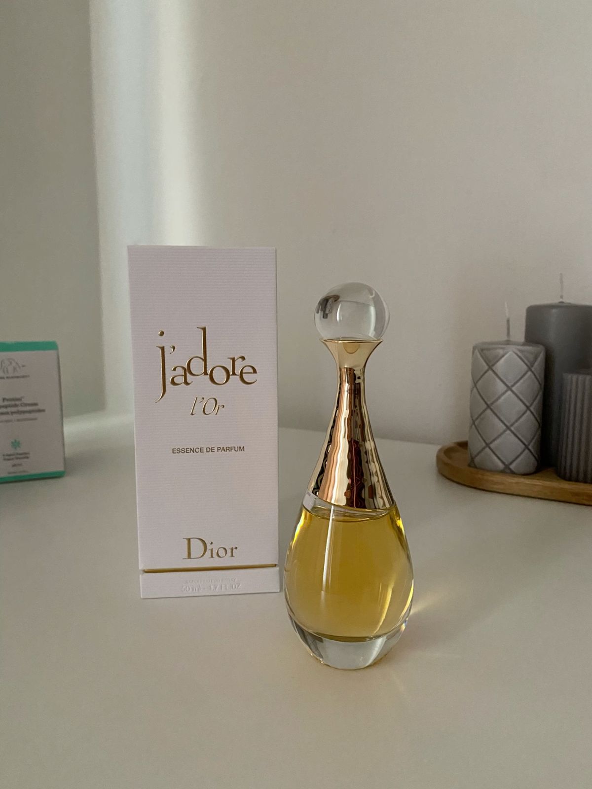 عطر ادکلن زنانه جادور دیور حجم 100 میلی لیتر