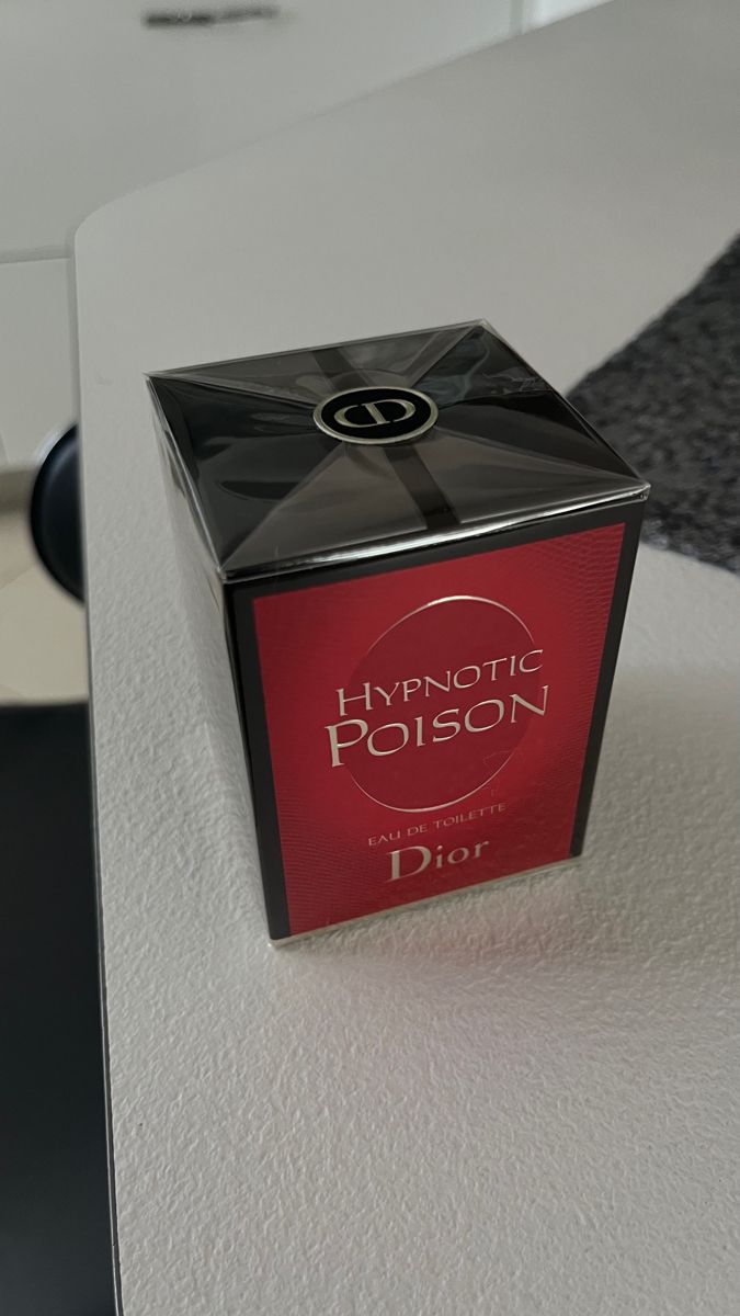 عطر زنانه دیور هیپنوتیک پویزن حجم 100 میلی لیتر