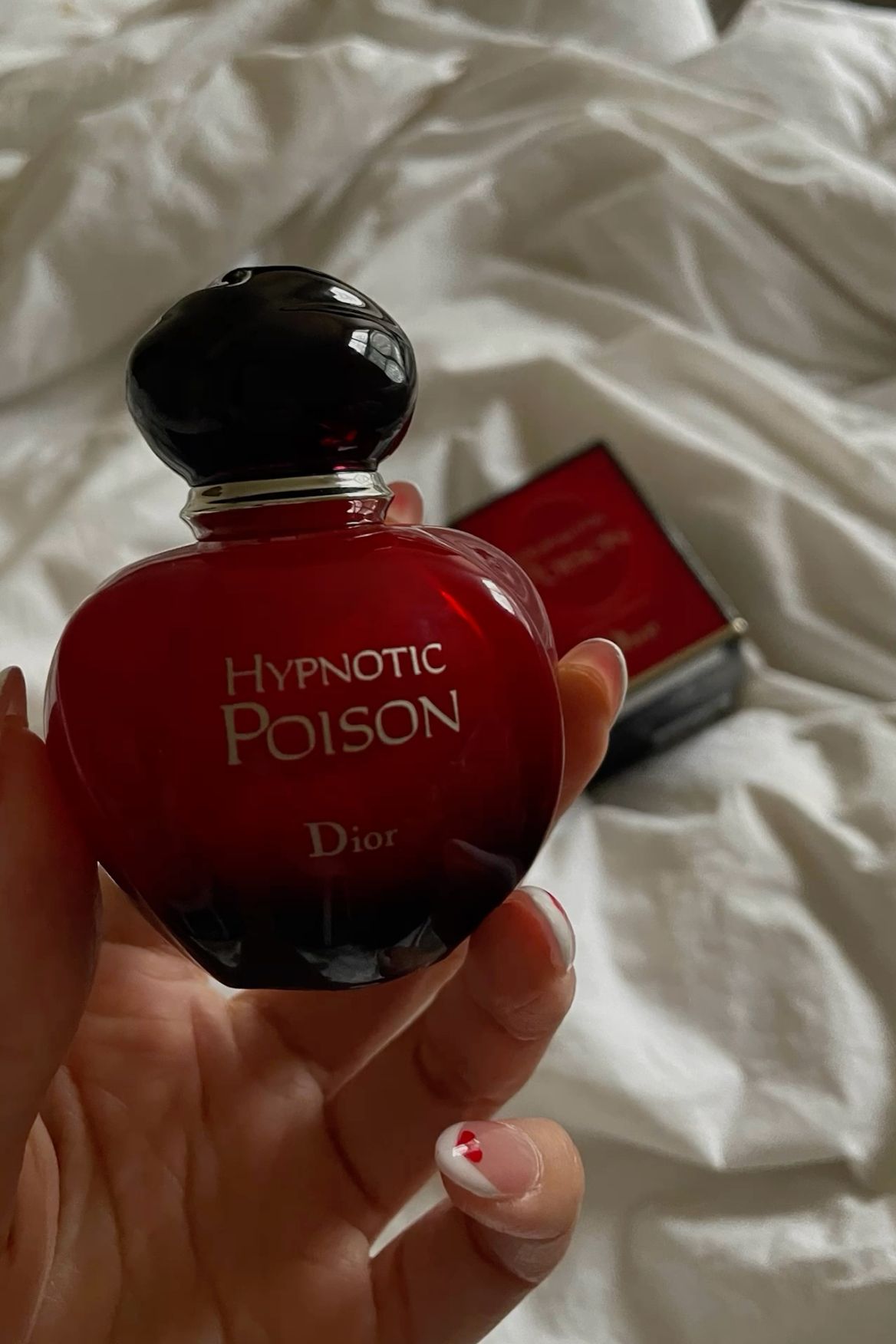 عطر زنانه دیور هیپنوتیک پویزن حجم 100 میلی لیتر