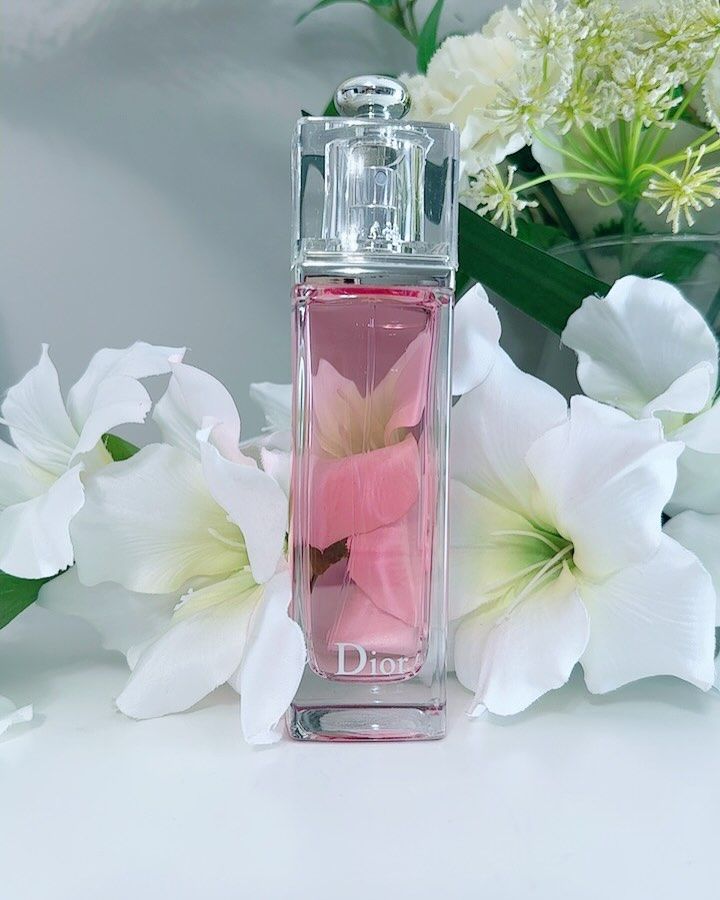 عطر زنانه دیور ادیکت صورتی حجم 100 میلی لیتر