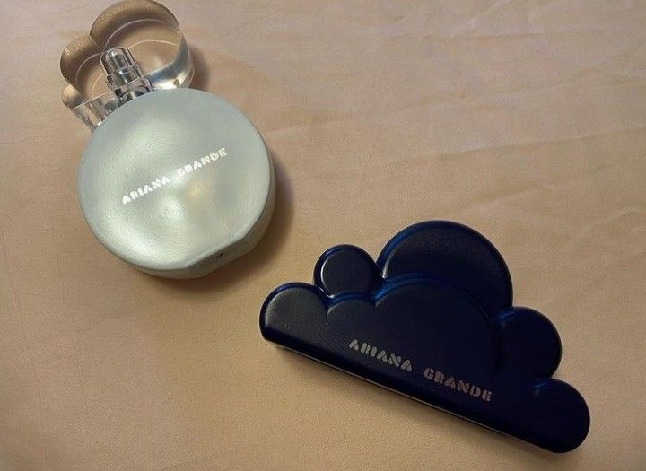 عطر و ادکلن زنانه آریانا گراند کلود اینتنس حجم 100 میلی لیتر