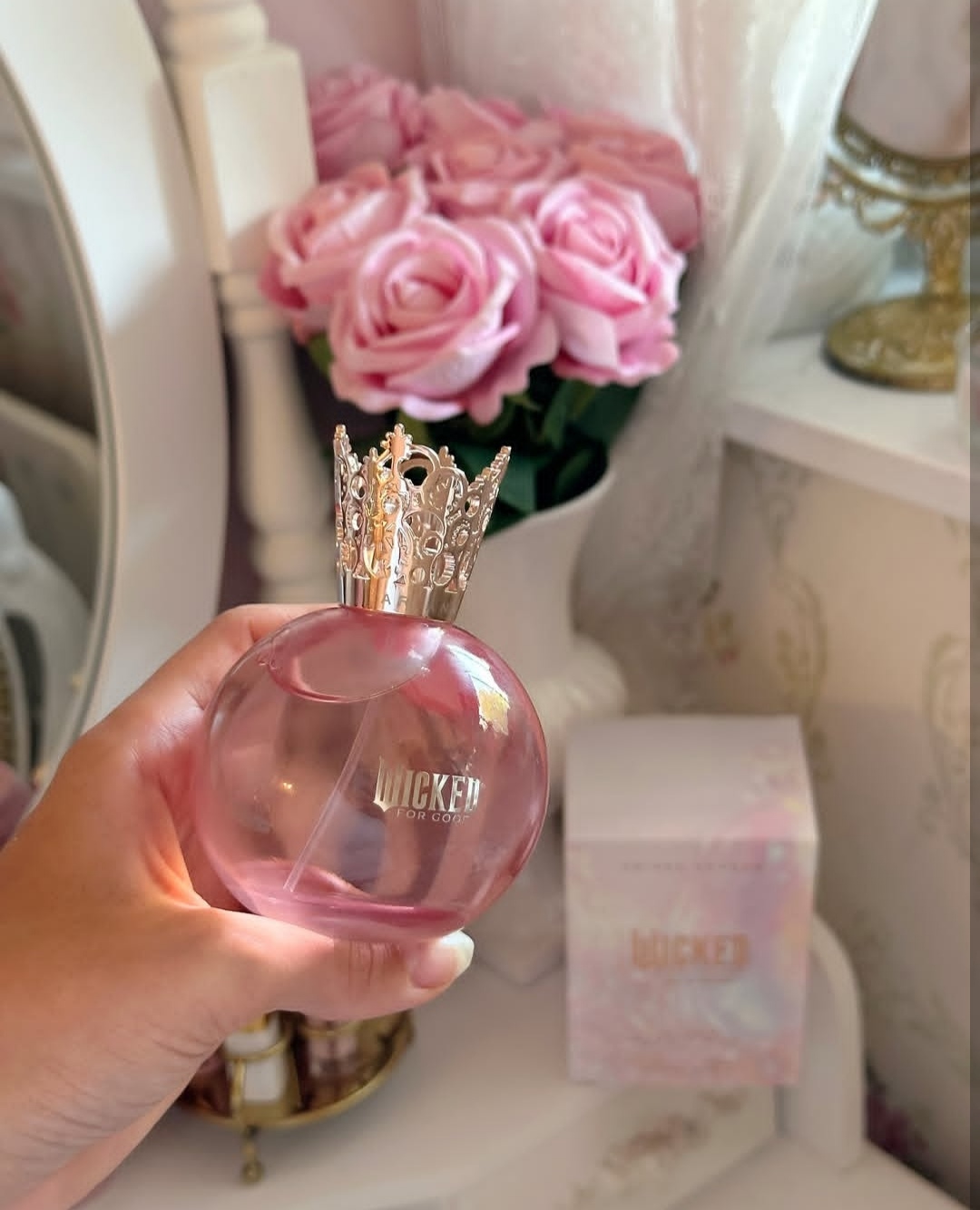 عطر ادکلن آریانا گرانده ویکید فور گود گلیندا بوبلی پینک حجم 100 میلی لیتر