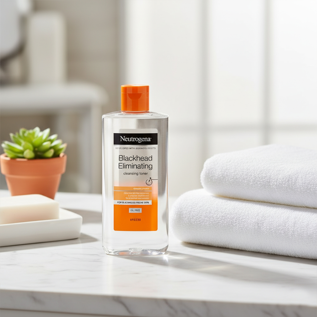 تونر پاک کننده آرایش بلک هد الیمیناتینگ انواع پوست نوتروژینا