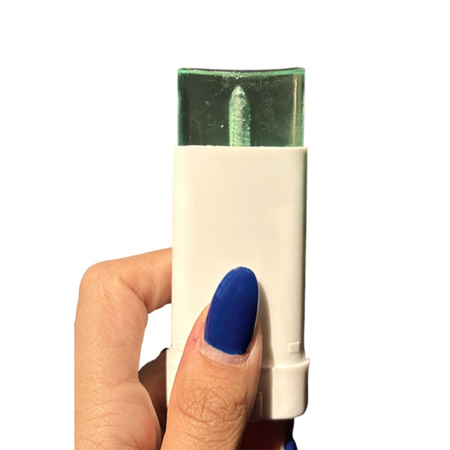 ضد آفتاب استیکی ویتالیر پوست چرب 