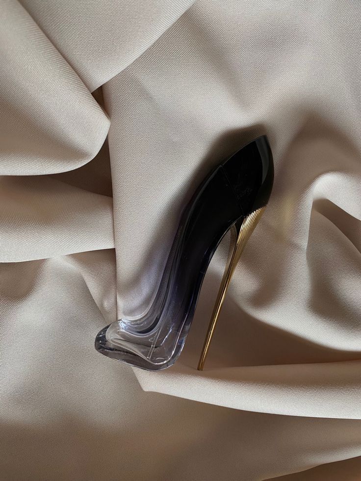 عطر زنانه گود گرل لجر ادو پرفیوم حجم 80 میلی لیتر