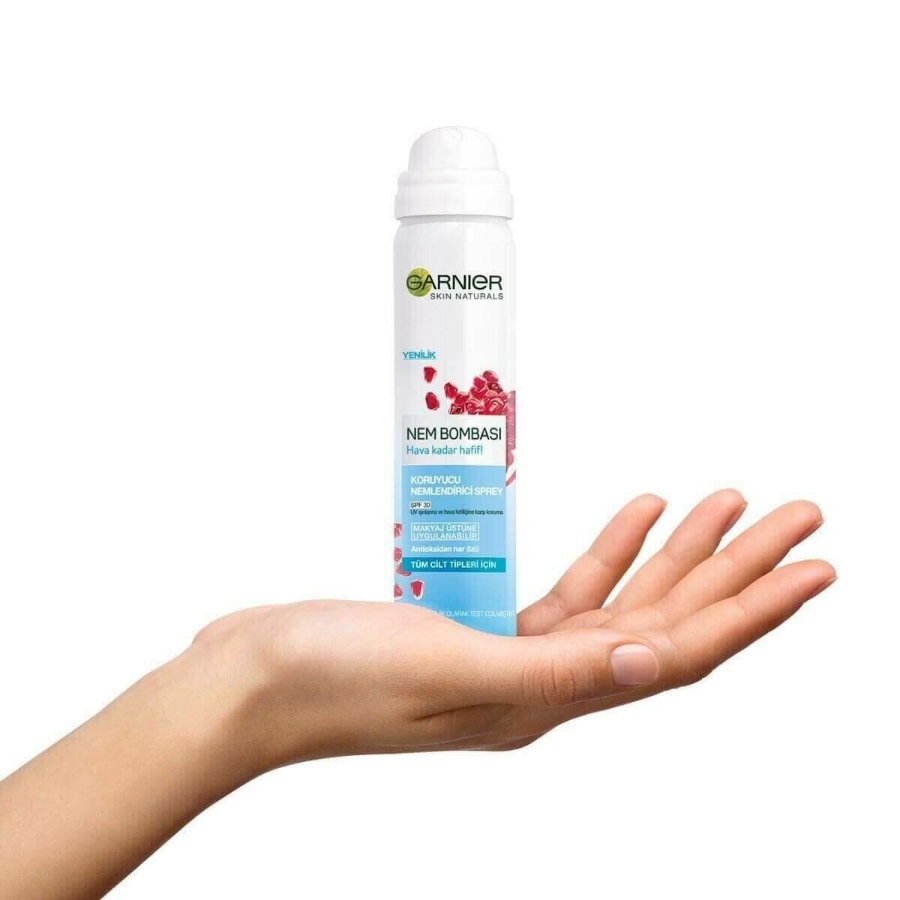 اسپری بمب آبرسان حاوی اسید هیالورنیک و عصاره گارنیر 