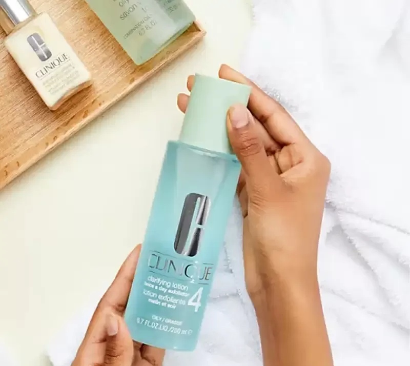 محلول لایه بردار چهار کلینیک