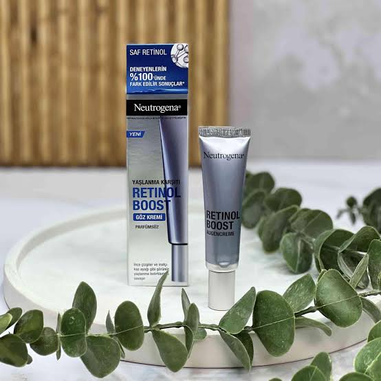 کرم دور چشم ضد چروک و لک نوتروژینا مدل Retinol Boost حاوی رنیتول