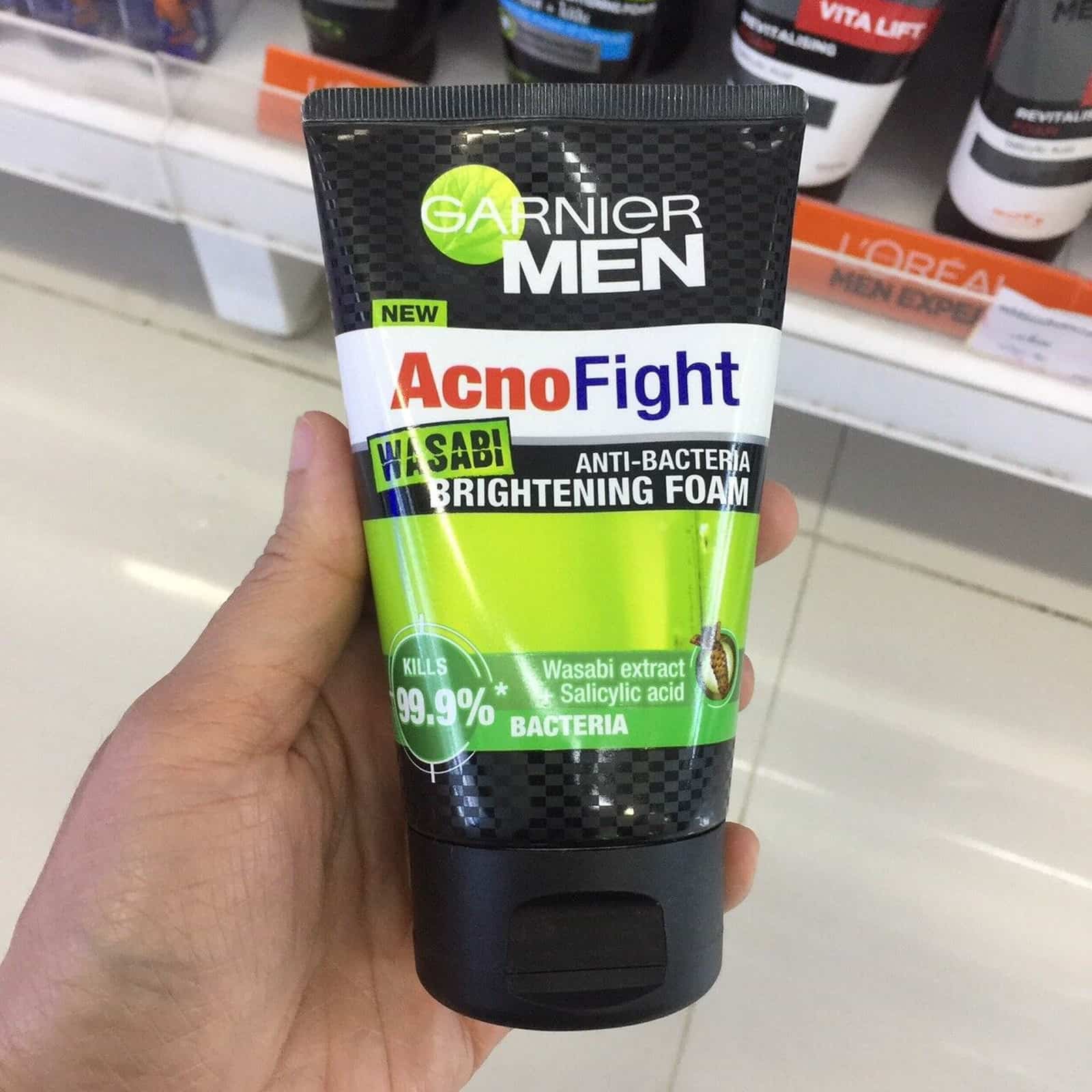 فوم  اصلاح و روشن کننده صورت آقایان مدل Power White حجم 100میل گارنیر