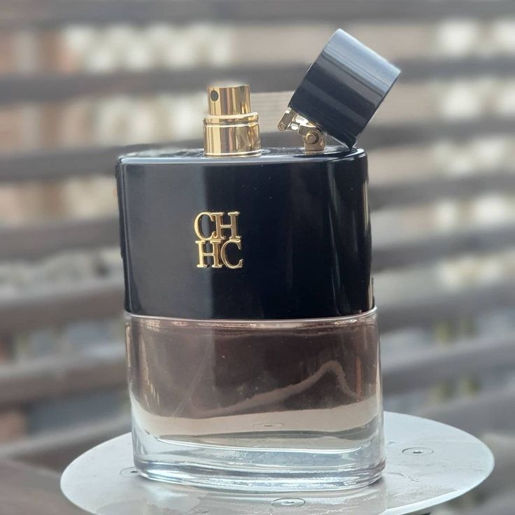 ادکلن مردانه کارولینا هررا سی اچ پرایو حجم 100 میلی لیتر