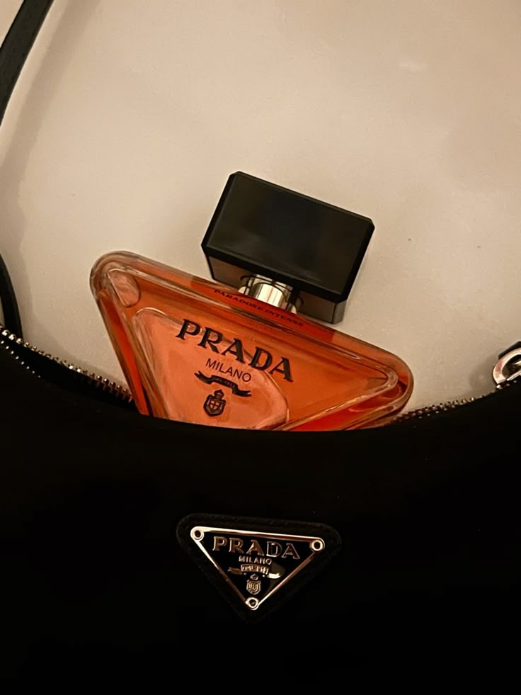 عطر زنانه پرادا پارادوکس حجم 100 میلی لیتر