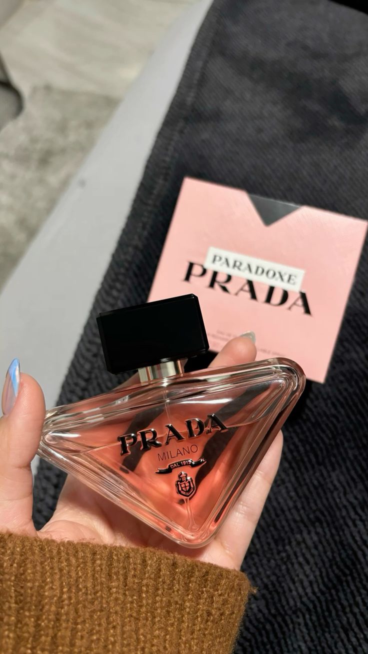 عطر زنانه پرادا پارادوکس حجم 100 میلی لیتر