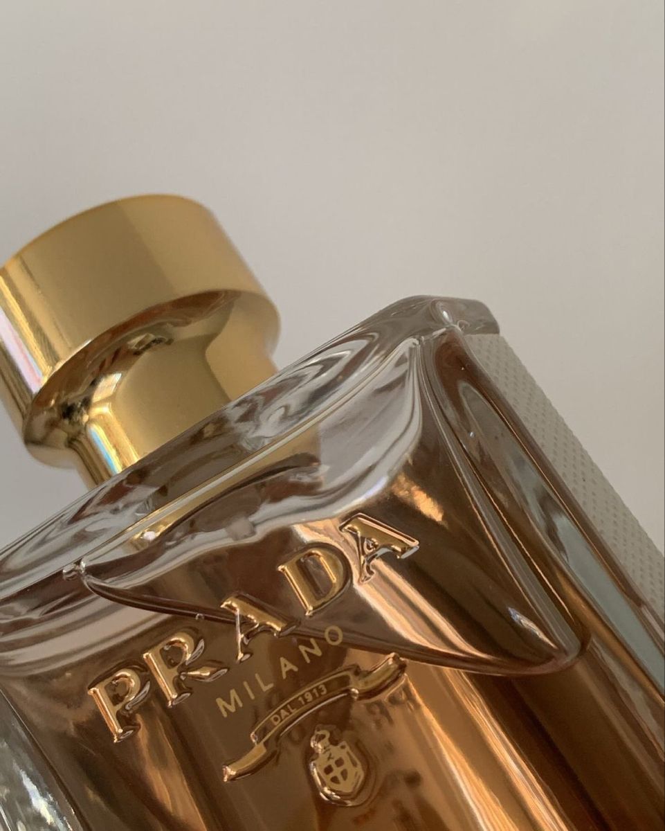 عطر پرادا لا فم حجم 100 میلی لیتر