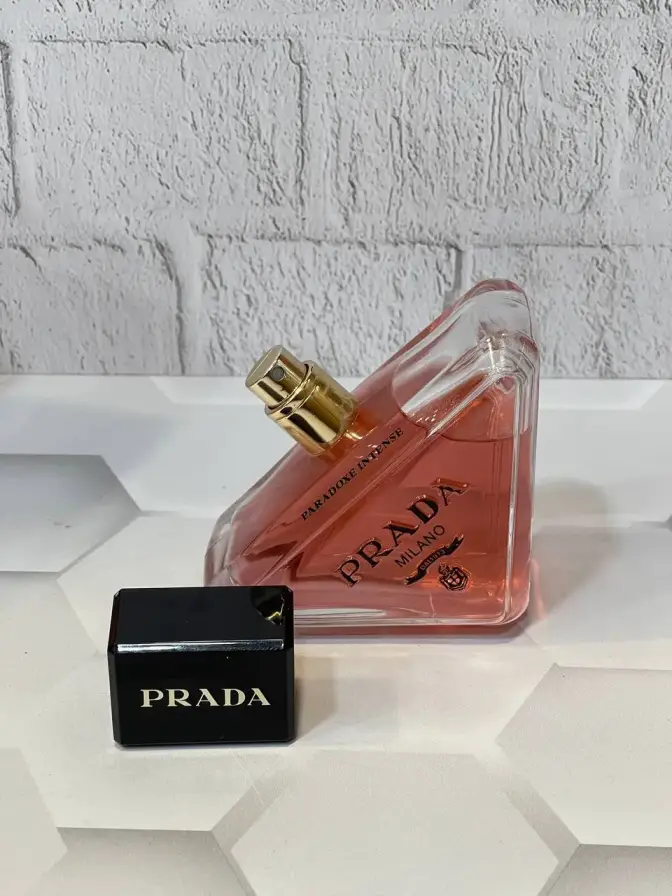 عطر زنانه پرادا پارادوکس اینتنس حجم 100 میلی لیتر