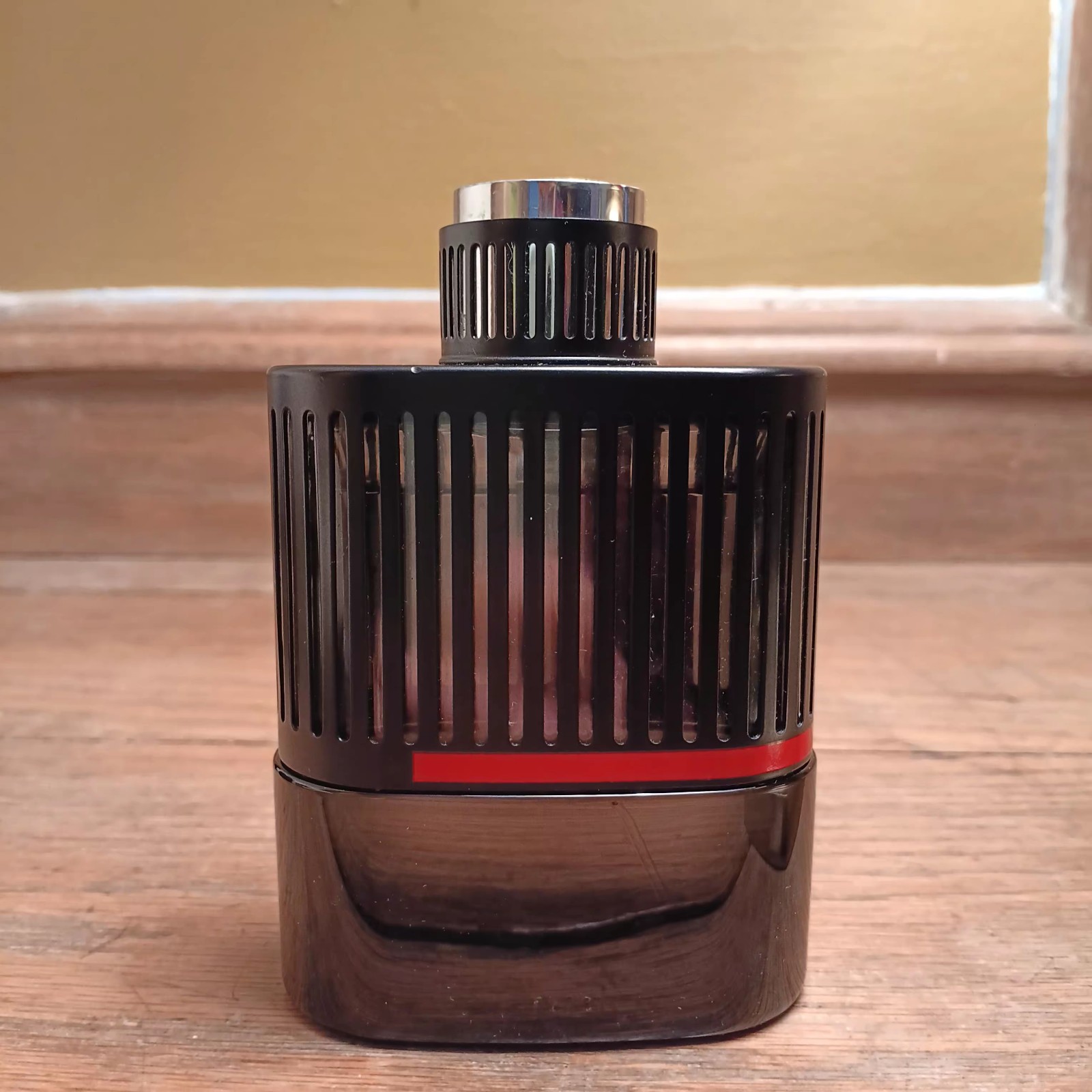 ادکلن مردانه پرادا لونا روزا اکستریم حجم 100 میلی لیتر