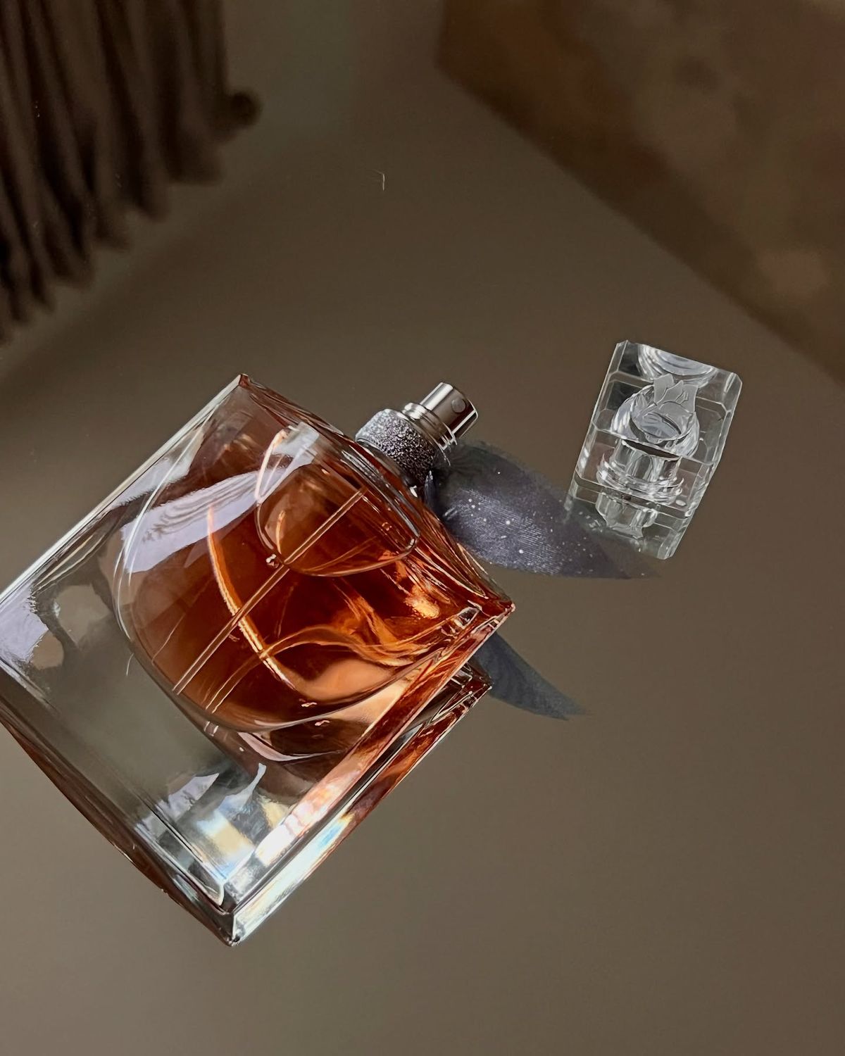 عطر زنانه لانکوم لا ویه است بله حجم 100 میلی لیتر