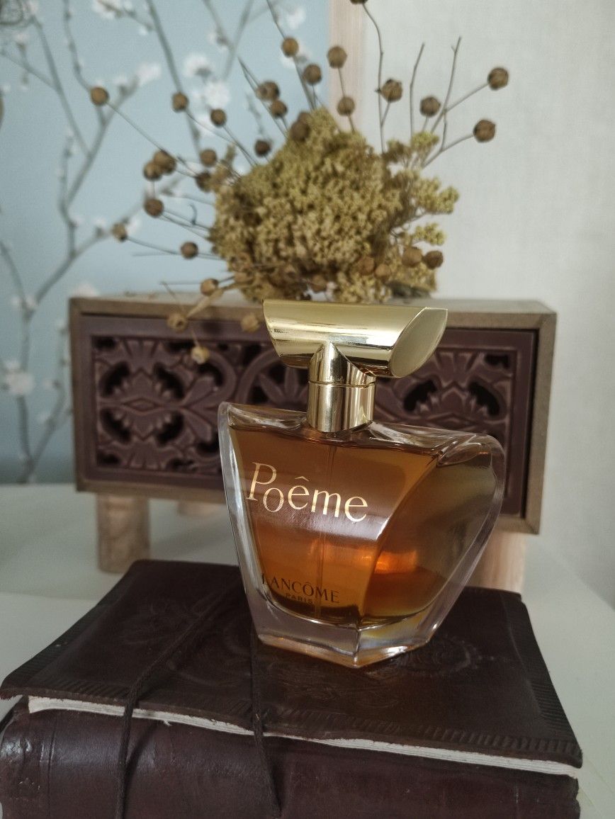 عطر زنانه ادکلن لانکوم پوئم حجم 100 میلی لیتر