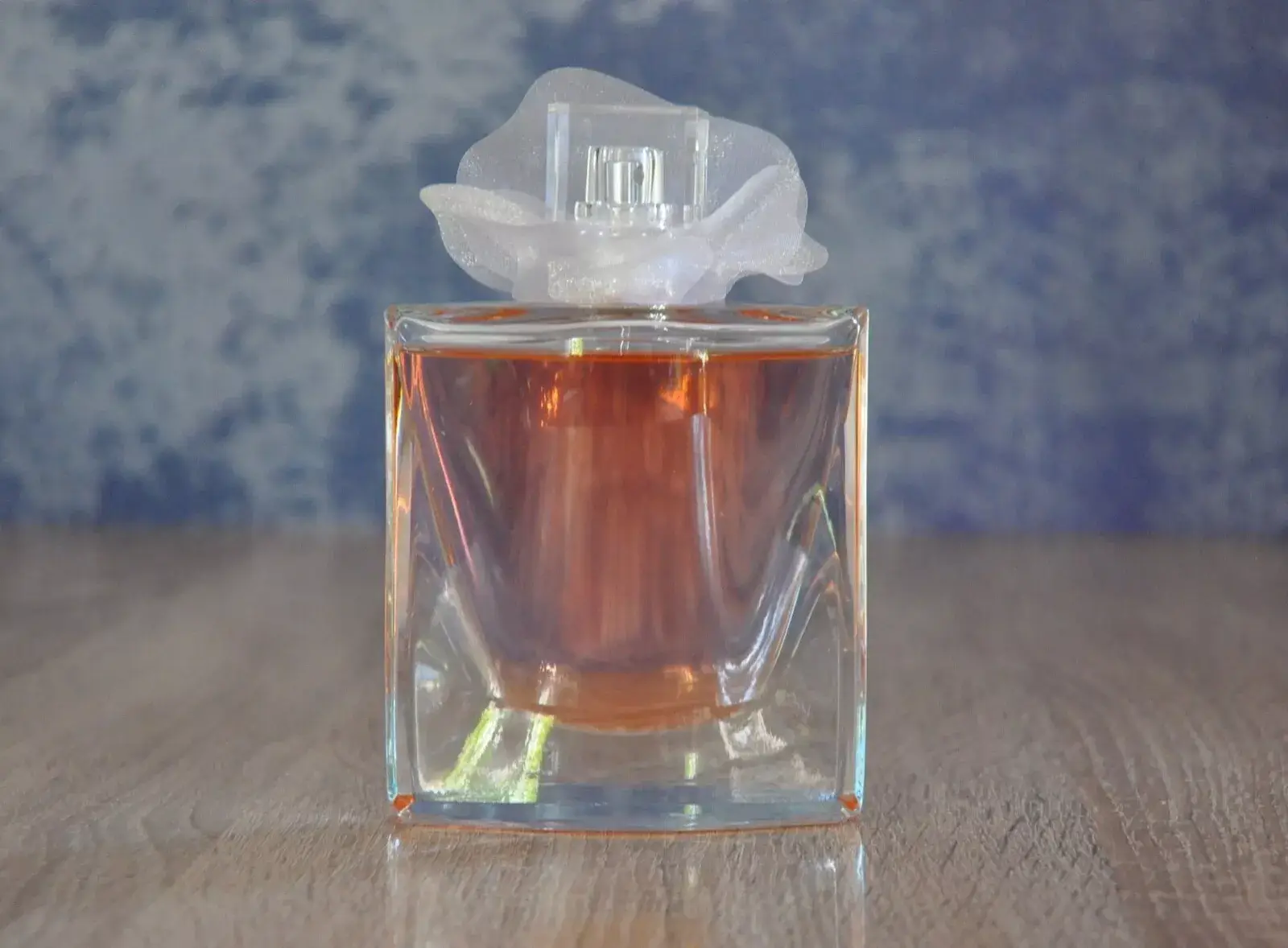 عطر زنانه لانکوم لا ویه است بل لویل حجم 100 میلی لیتر