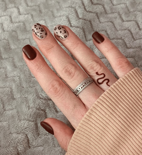 ست ناخن قهوه ای کد 2