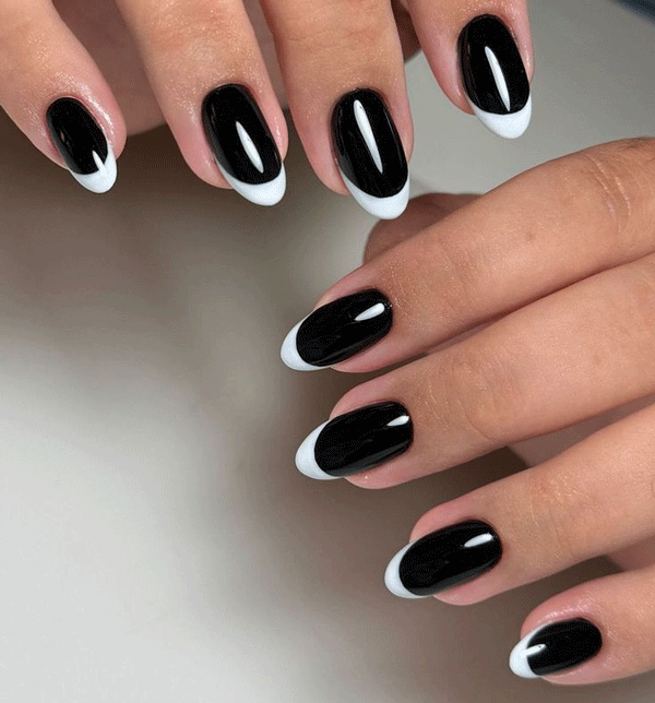 ست ناخن مشکی کد 5