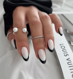 ست ناخن مشکی کد 3