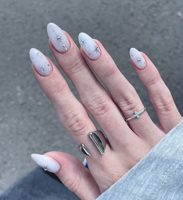 ست ناخن سفید کد 4